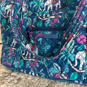 Vera Bradley carry Bag elephant